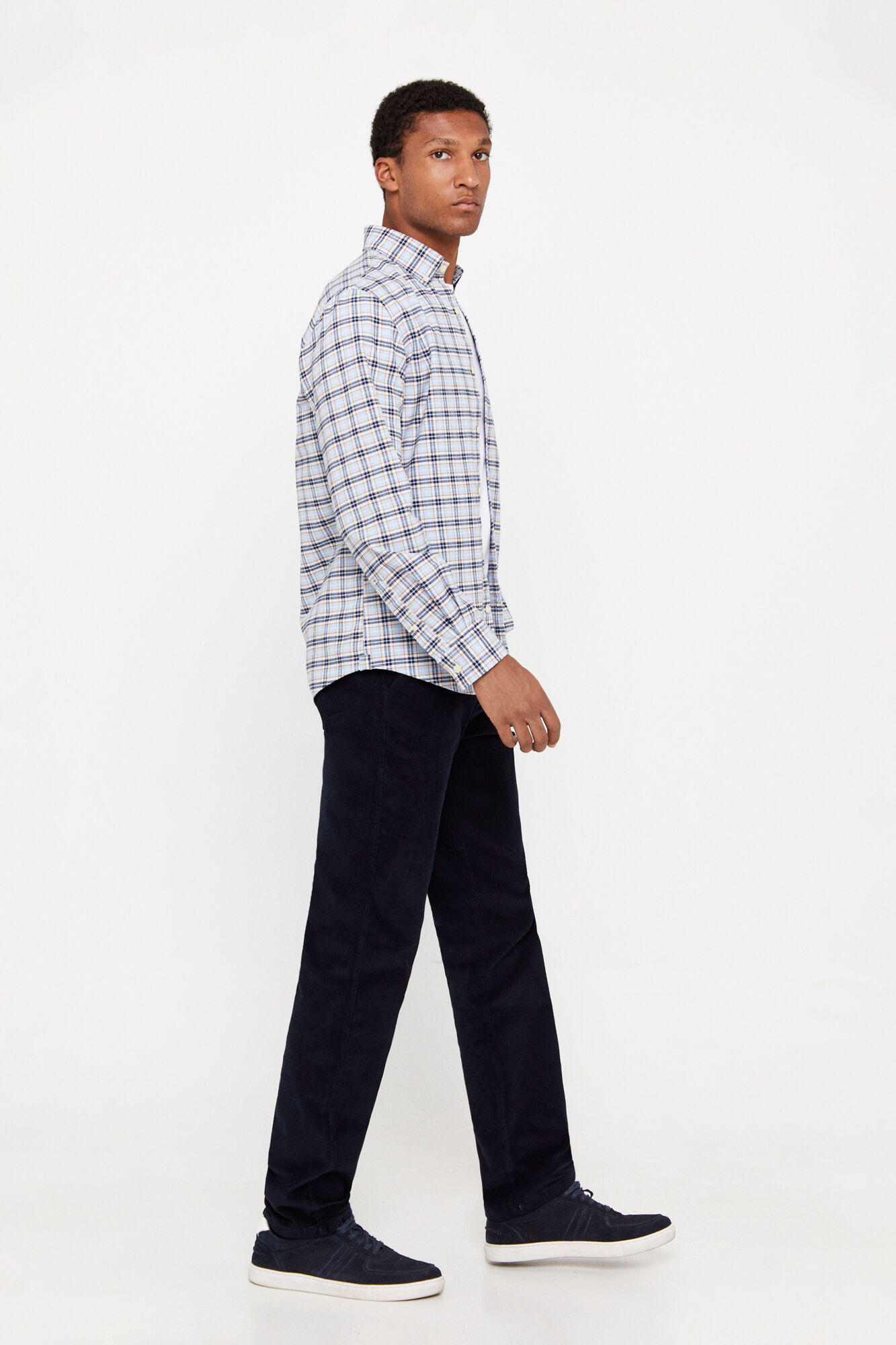 Pantal n chino pana Pantalones de hombre Cortefiel