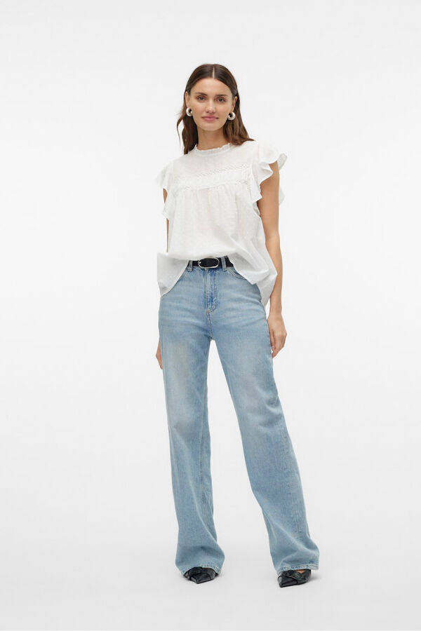 Vero Moda Fluid round neck blouse White