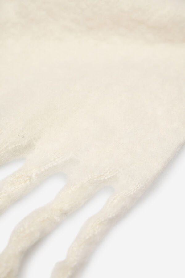 Cortefiel Crossed lines scarf Ivory