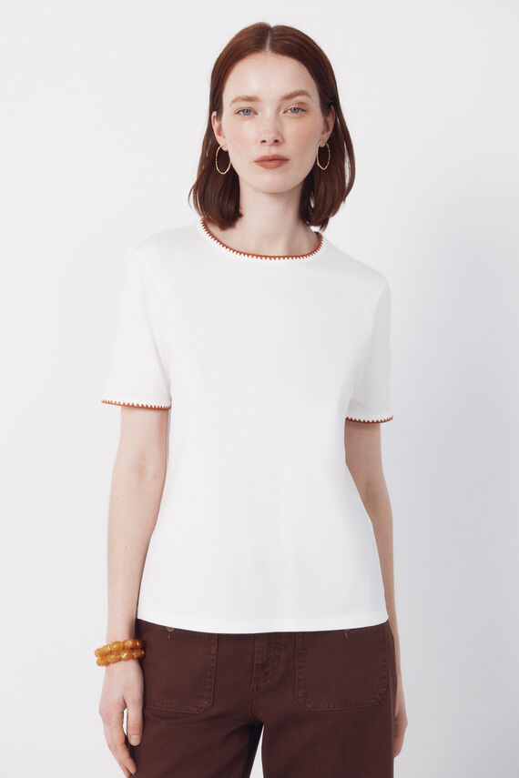 Camiseta bordado ribete