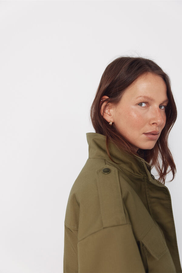 Cortefiel Short jacket with pockets Kaki