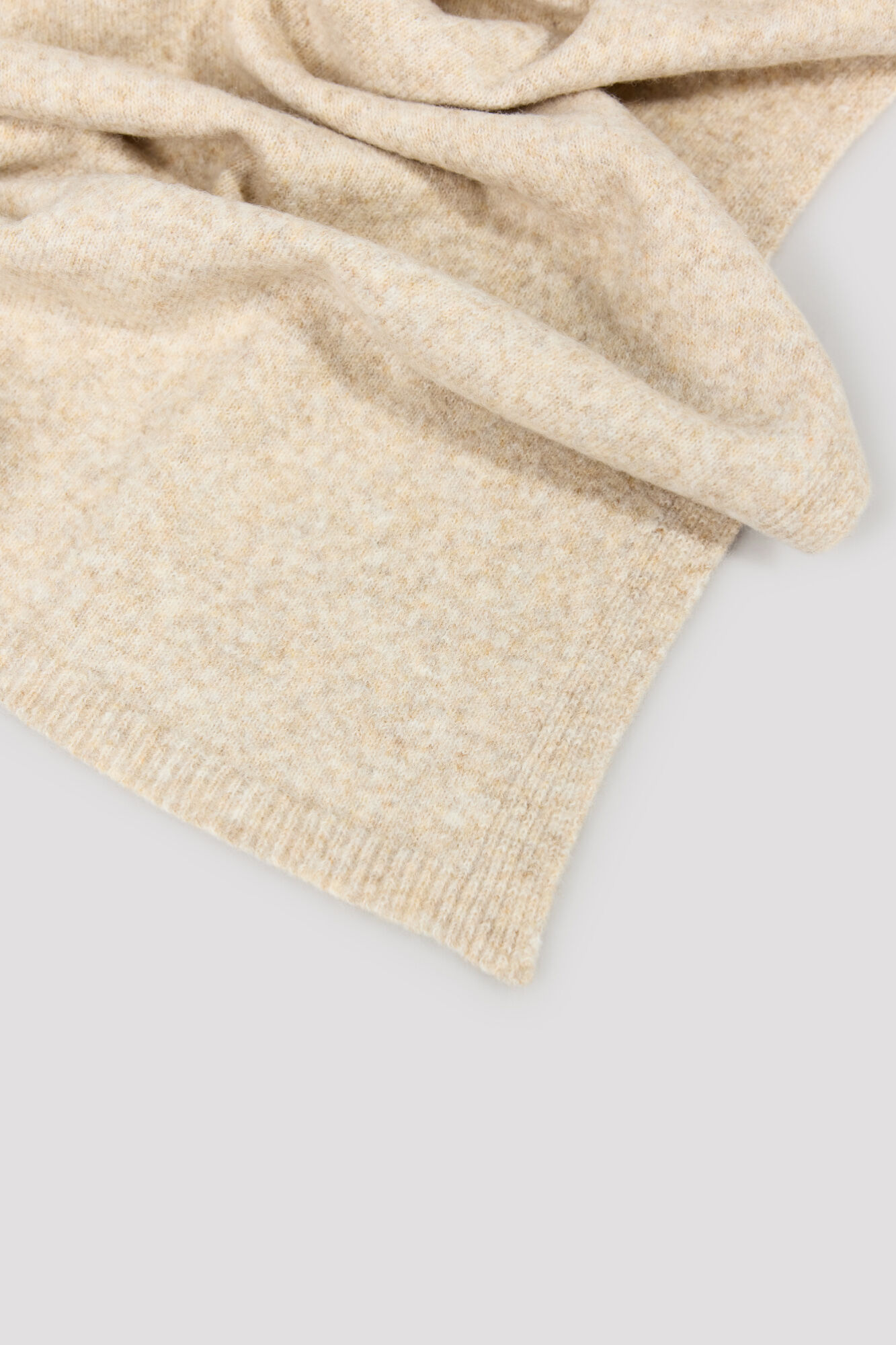 Cortefiel Plain knit scarf