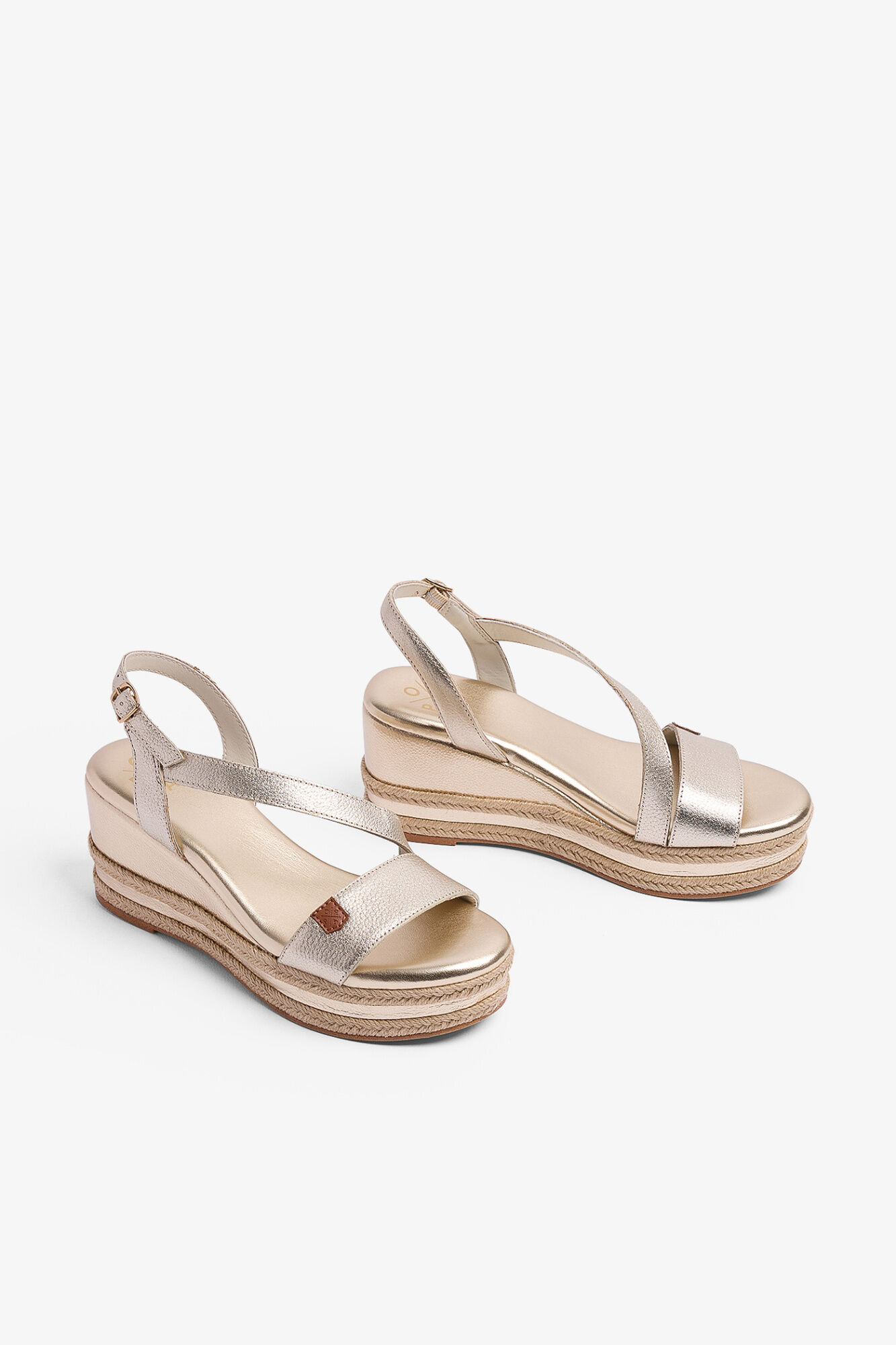 Popa Sand&aacute;lia cunha baixa senhora Ipanema Laminado