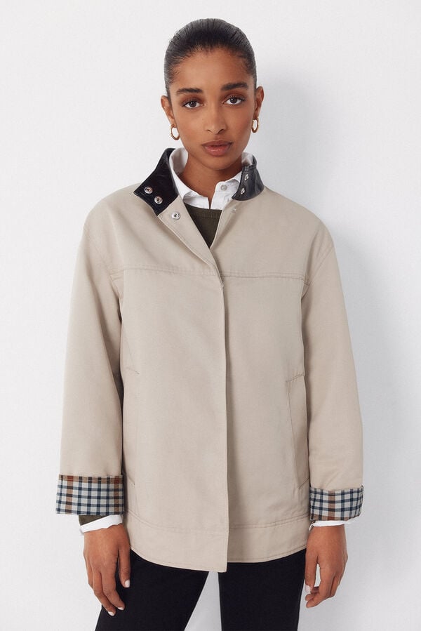 Cortefiel Cazadora con cuello a contraste Arena