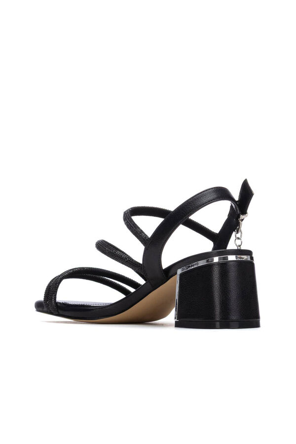 XTI Sand&aacute;lia de tiras com strass metalizada Preto