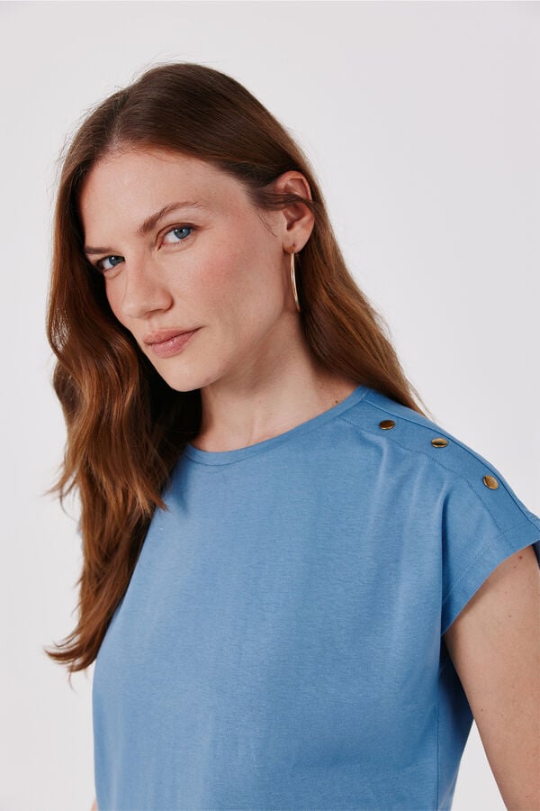 Cortefiel Basic t-shirt with gold buttons Blue
