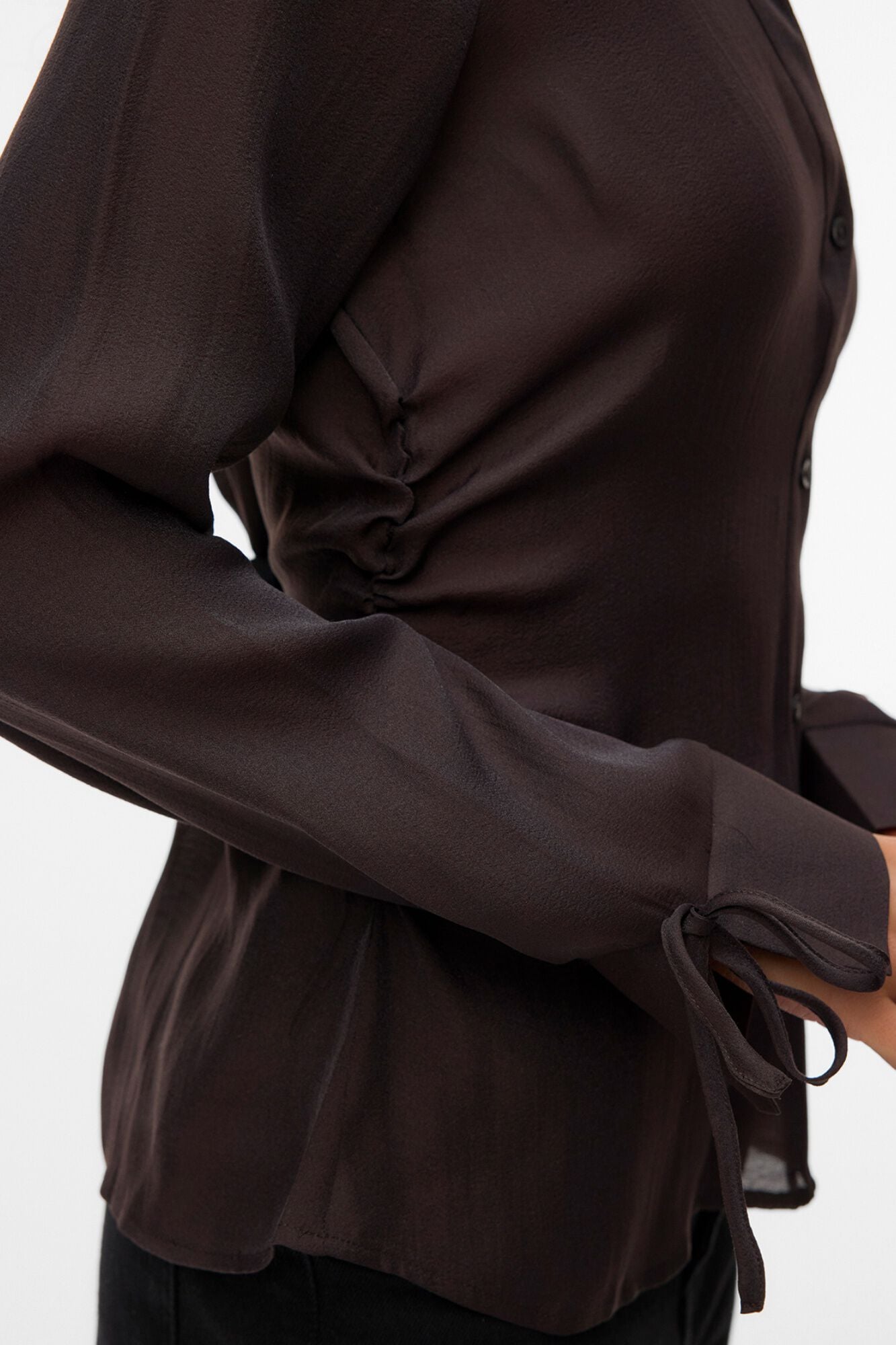 Vero Moda Camisa com la&ccedil;o nos punhos