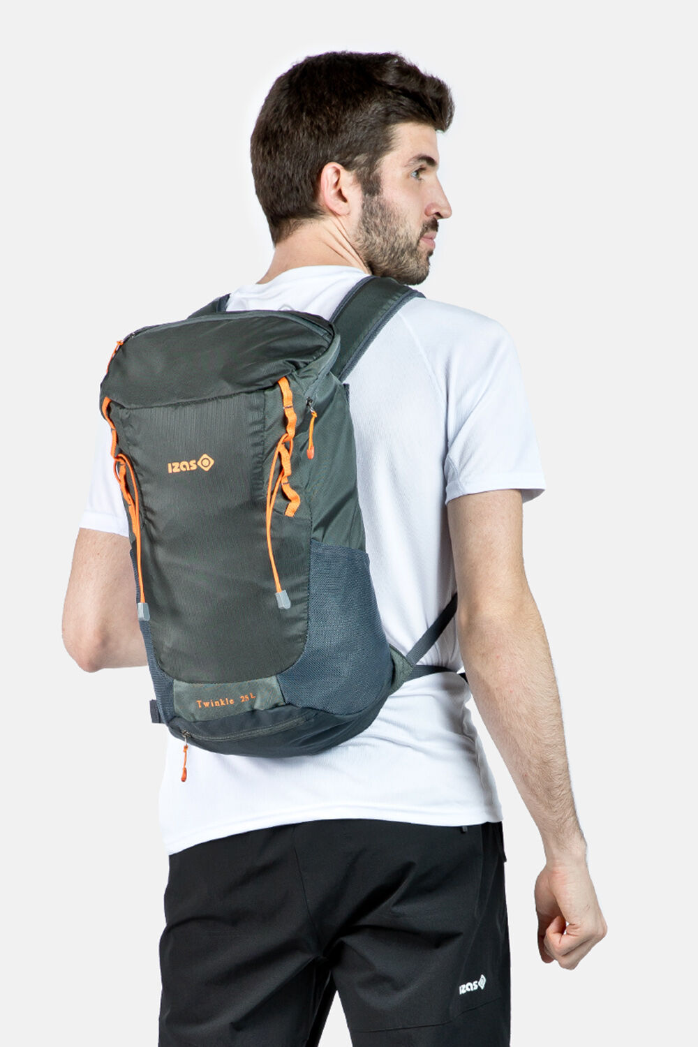 Mochila cortefiel 2025