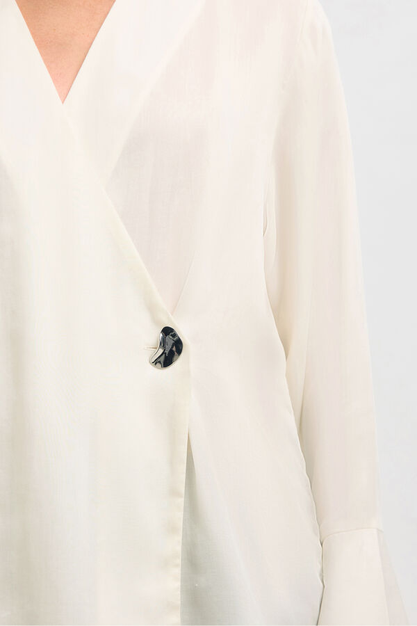 Selected Blusa gola V com detalhe metálico  Branco