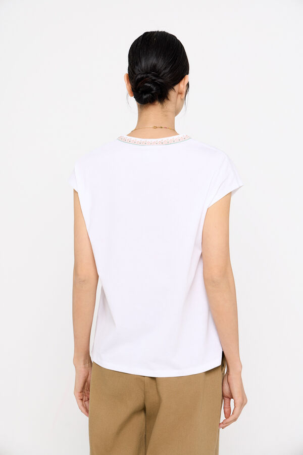 Cortefiel T-shirt mao bordado Branco