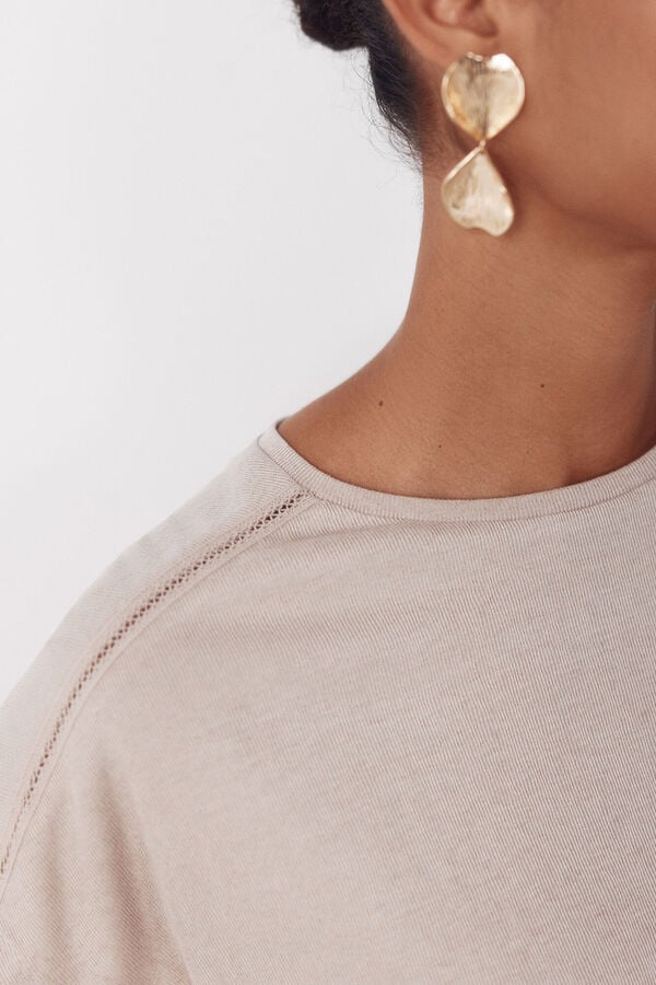 Cortefiel T-shirt com bainhas abertas Tostado