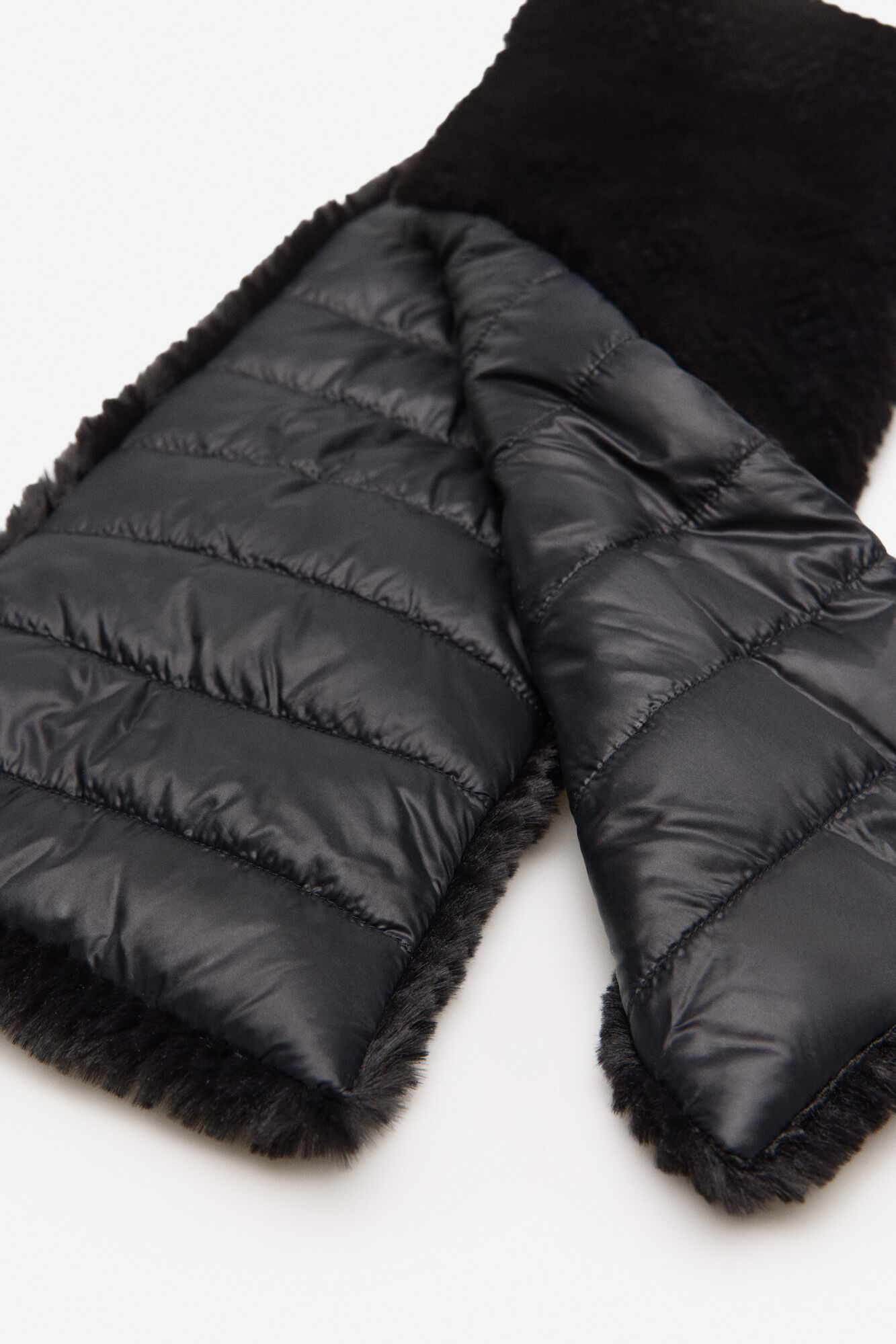 Cortefiel reversible fur collar