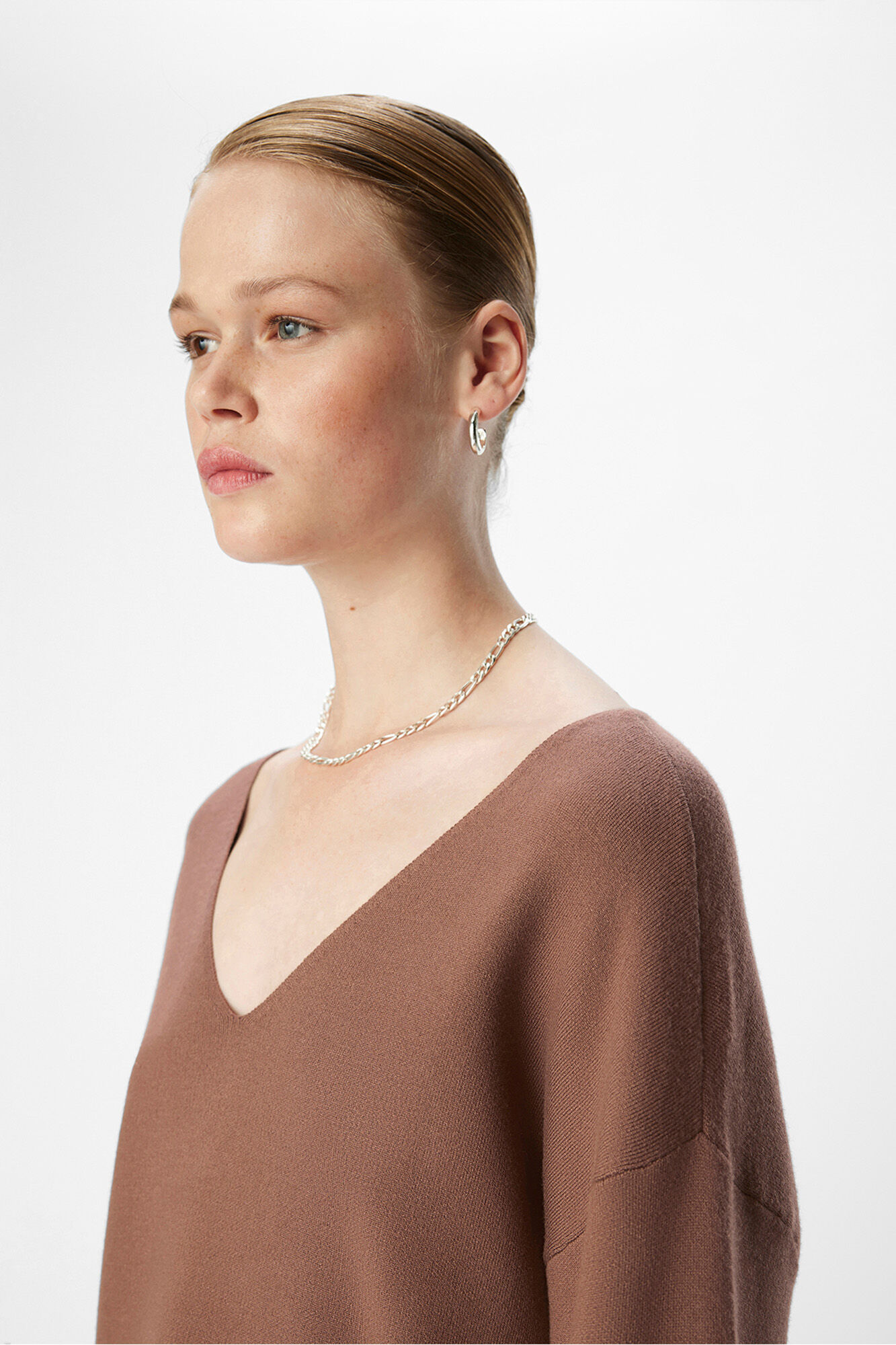 Object Camisola b&aacute;sico com gola em V