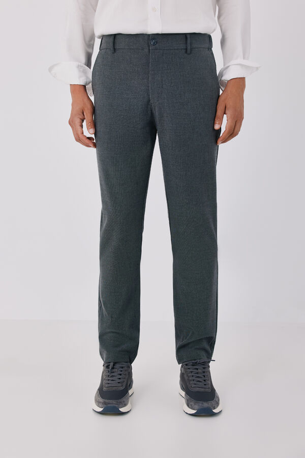 Cortefiel Cal&ccedil;as chino confort com el&aacute;sticos tapered Cinzento
