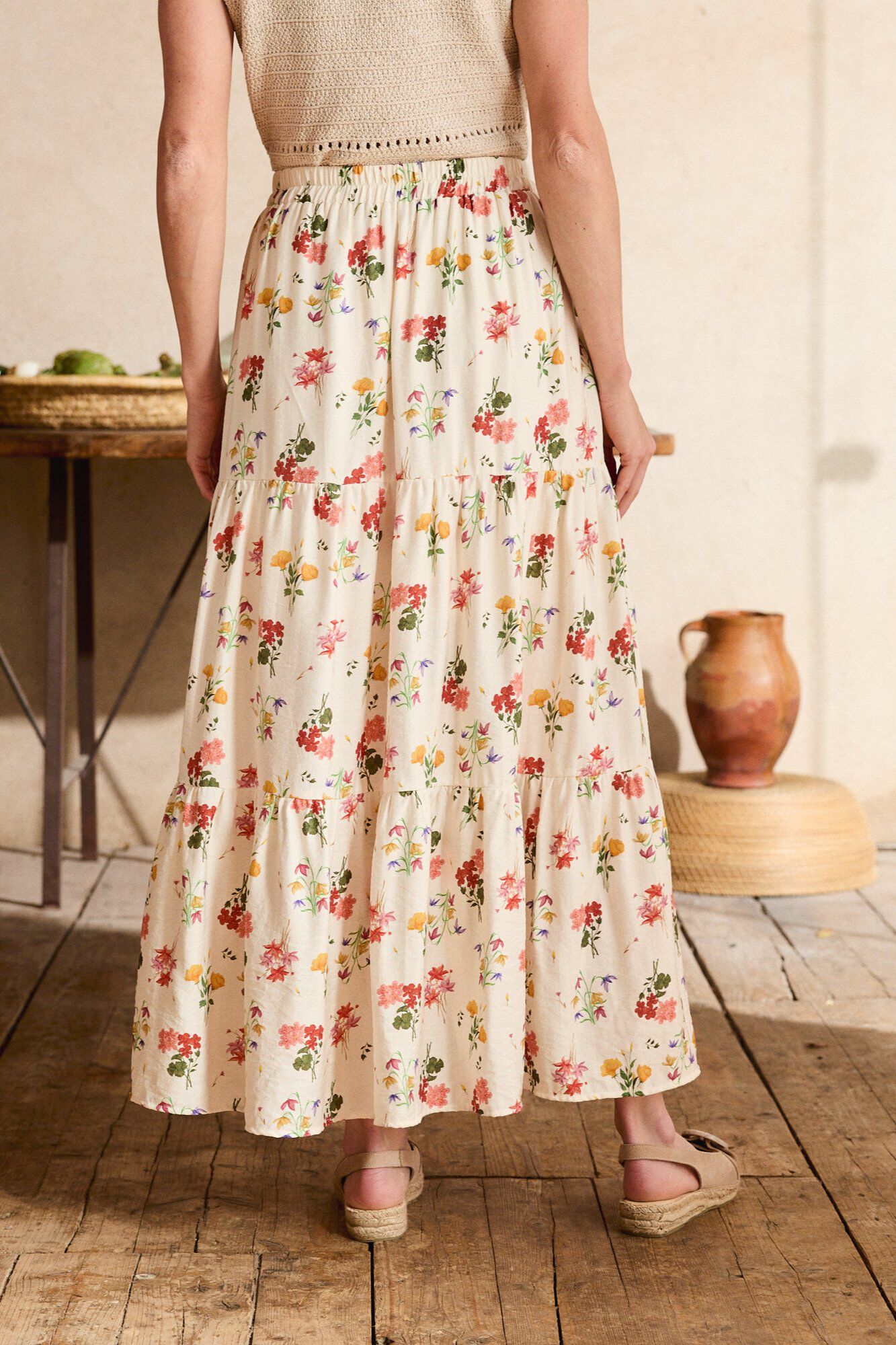 Pol&iacute;n Et Moi Nadia floral skirt