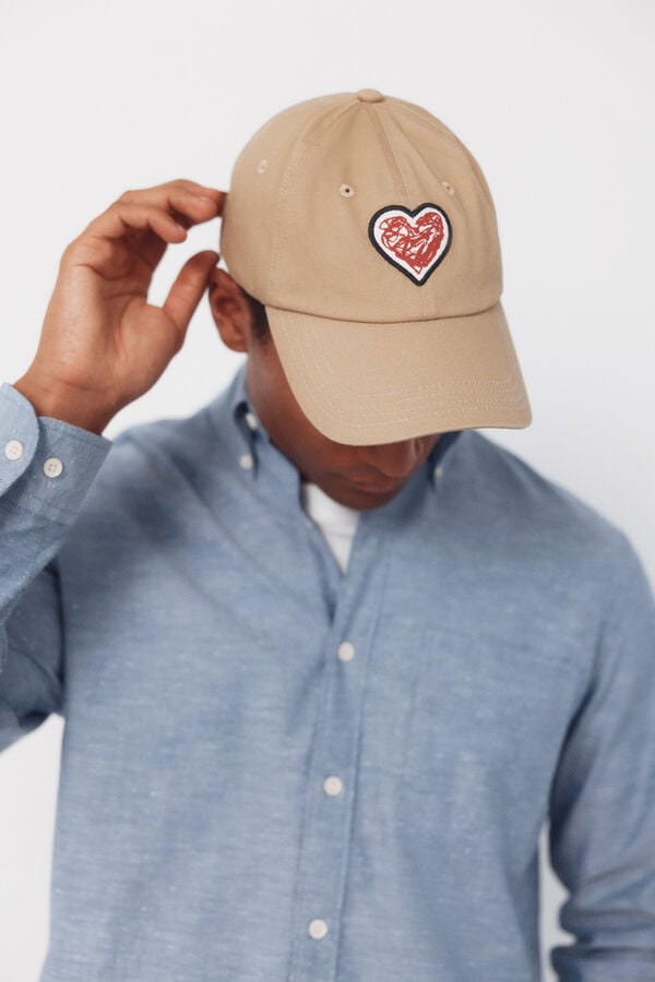 Cortefiel Little hearts cap Beige