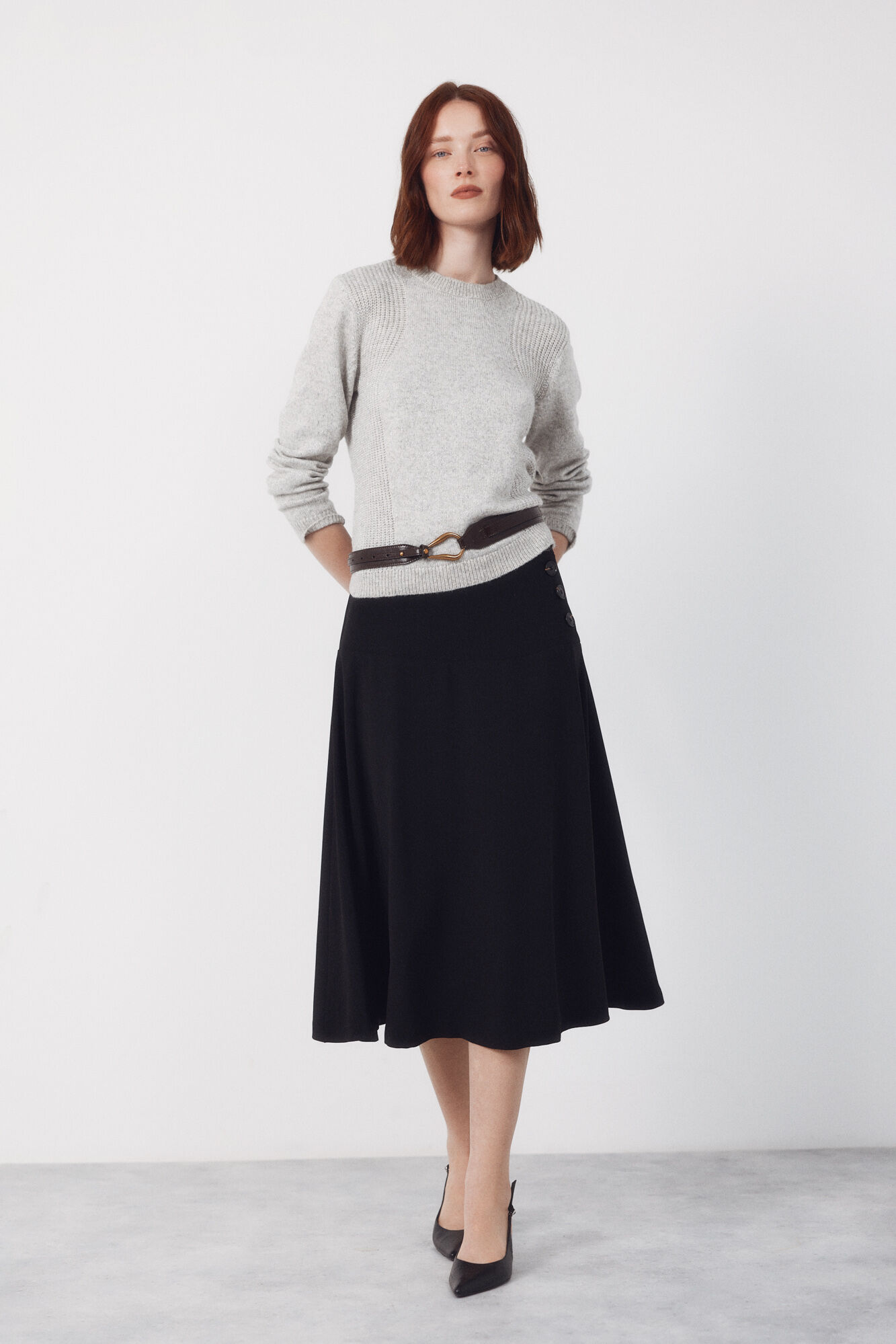Cortefiel Flared skirt with buttons