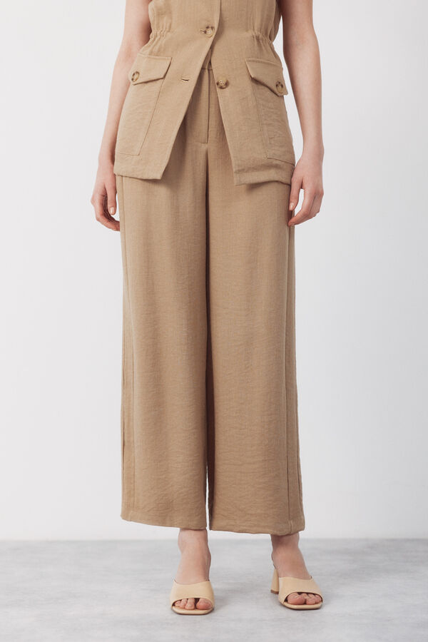 Cortefiel Fluid double-pleated trousers Nude
