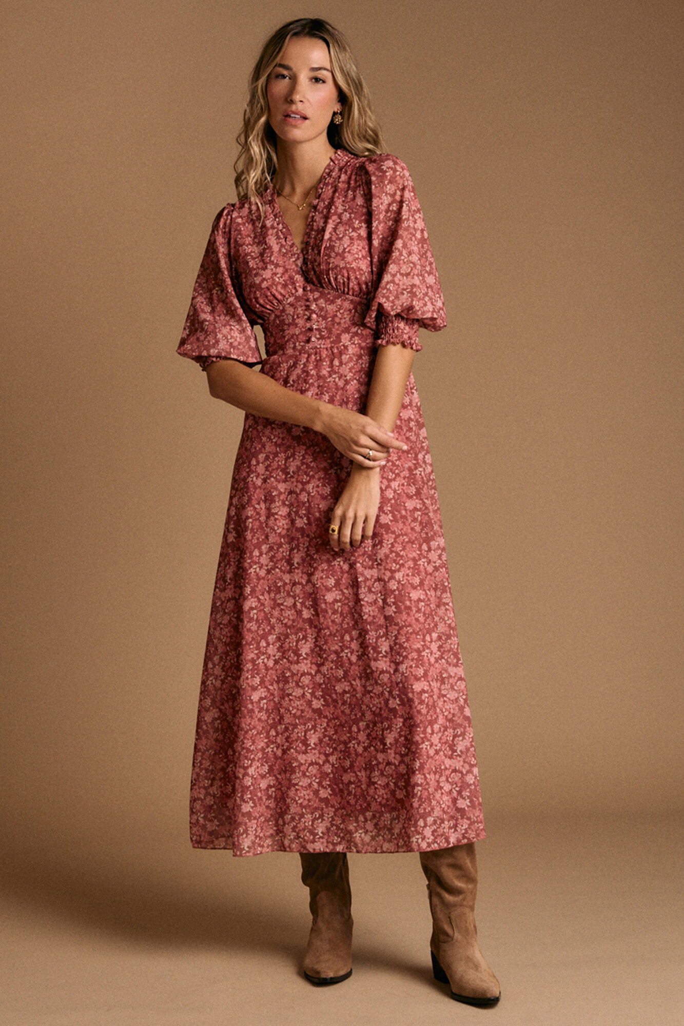 Pol&iacute;n Et Moi Maquiagem de vestido floral