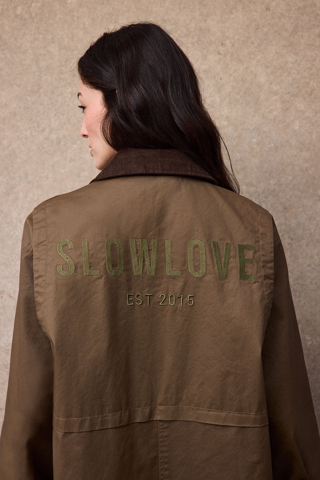Slowlove Parka larga encerada