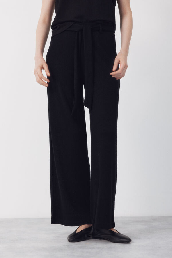 Cortefiel Pantal&oacute;n punto r&uacute;stico Negro