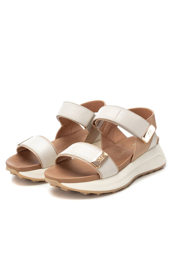 XTI Sand&aacute;lia de pala dupla com fecho adesivo Castanho