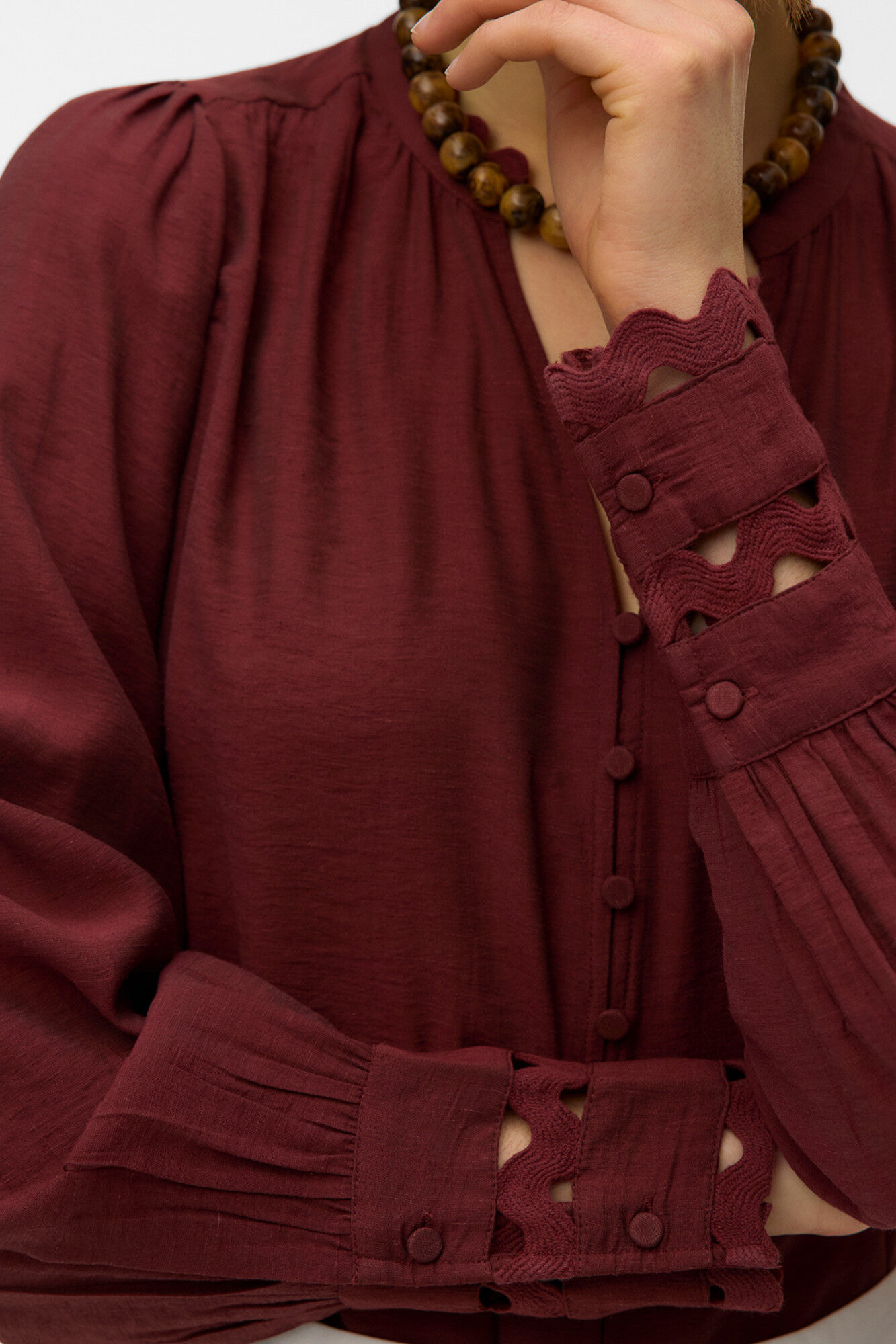 Vero Moda Camisa manga comprida detalhes vazados