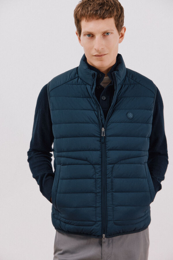 Cortefiel Ultra-light quilted gilet Navy