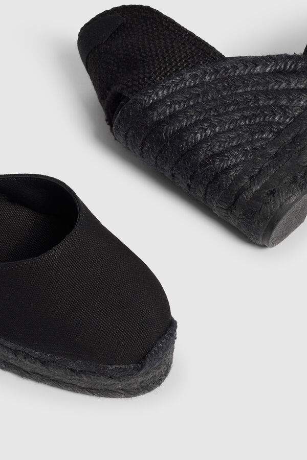 Casta&ntilde;er Alpercata cunha de juta tingida Preto