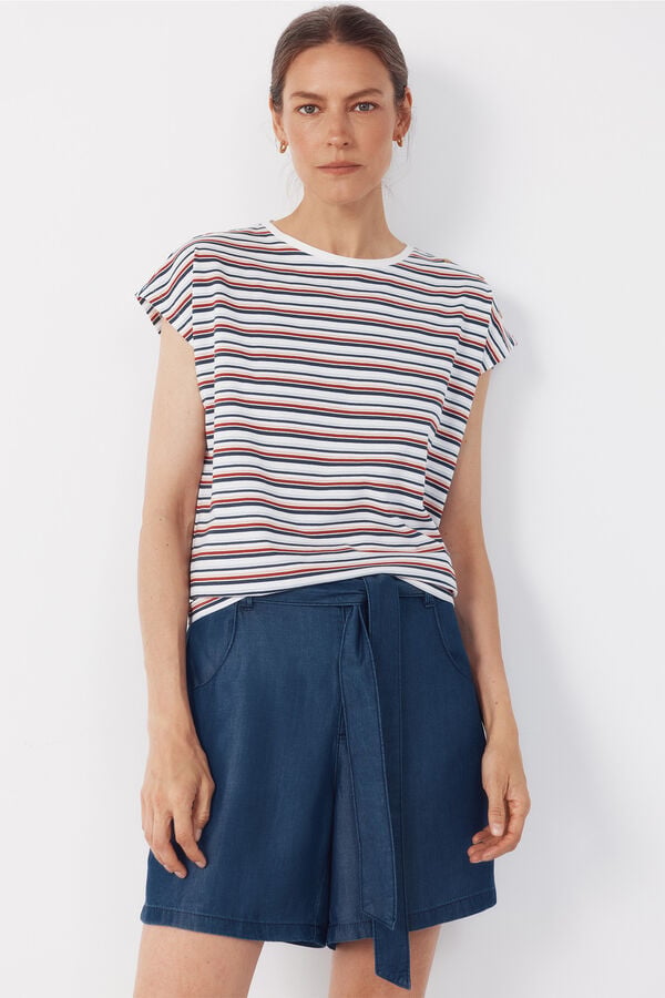 Cortefiel Basic t-shirt with gold buttons Multicolour