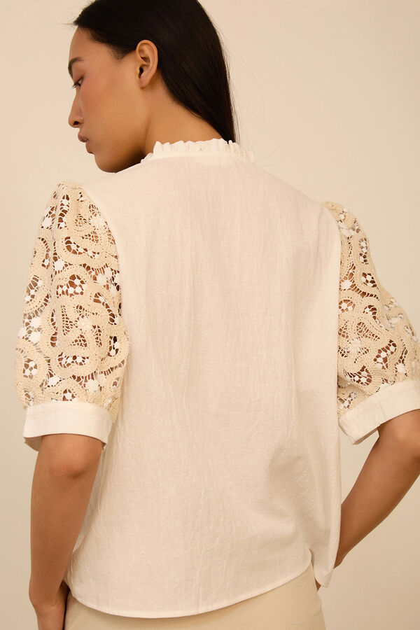 Meisie Crochet blouse Printed white