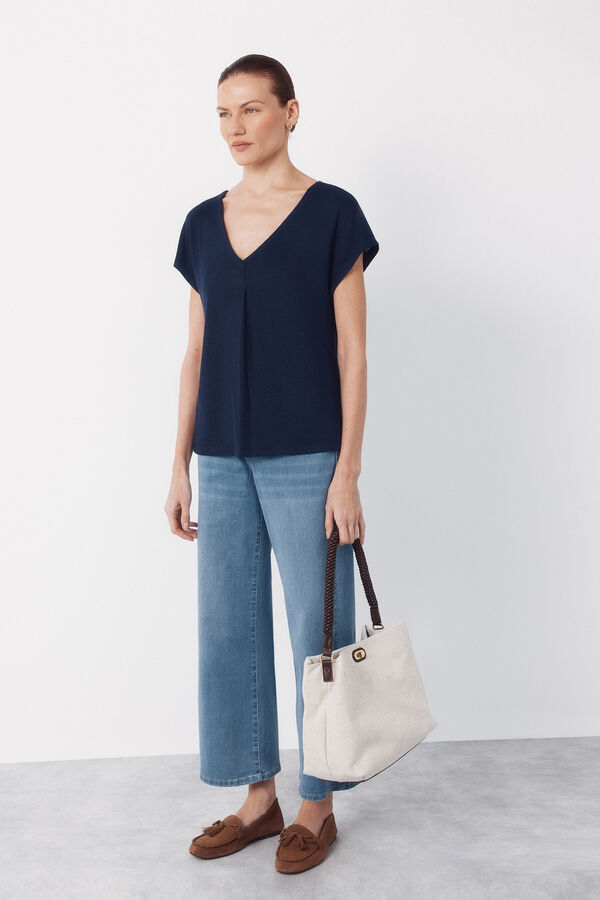 Cortefiel T-shirt with a rustic look Navy