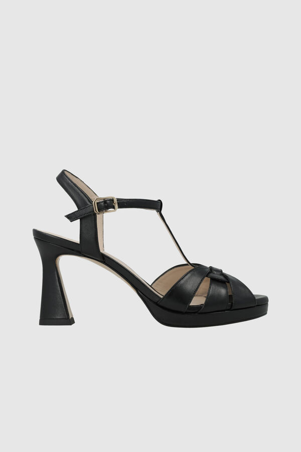 Lodi Sand&aacute;lia salto Preto