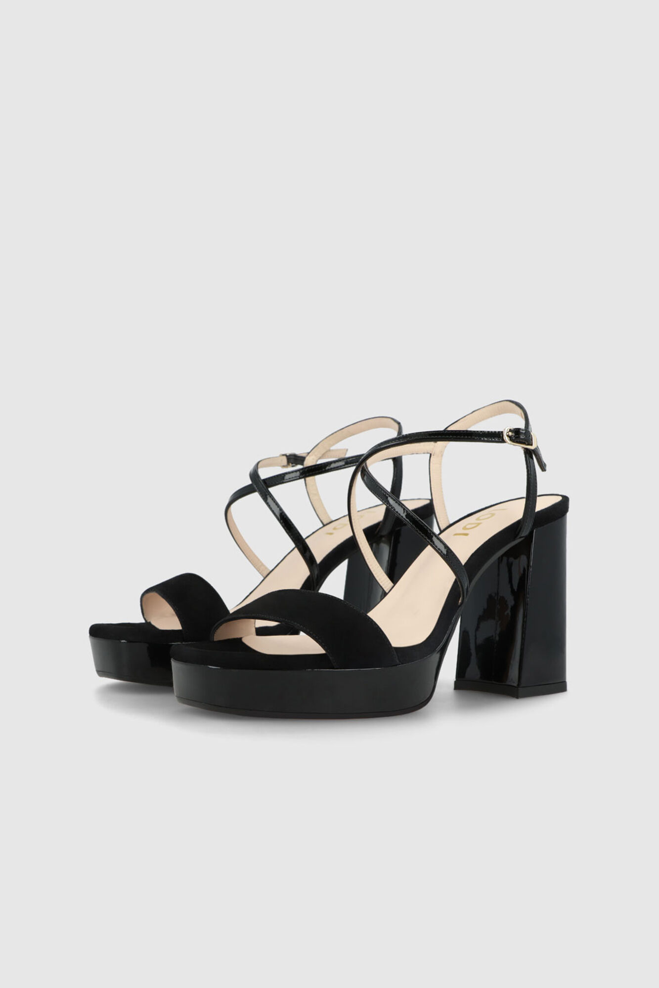 Sandalias con plataforma en ante negro Chaussures pour femme