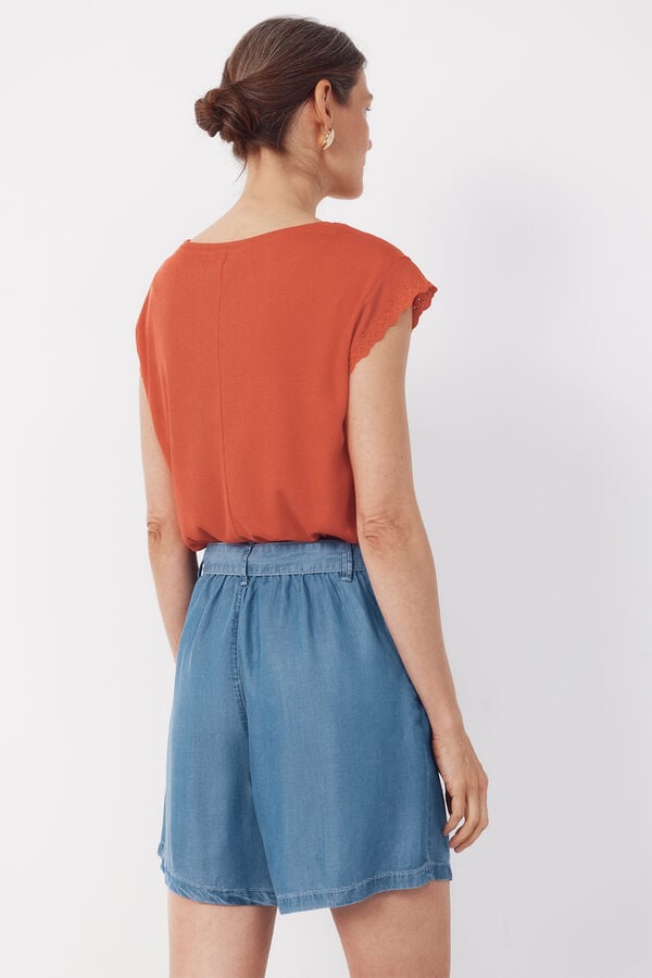 Cortefiel T-shirt with trim on sleeves Red