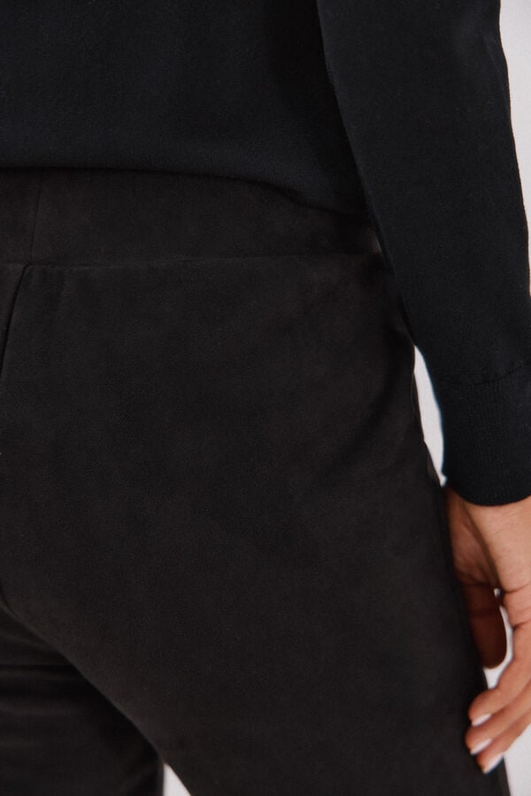 Cortefiel Women's suede effect leggings Black