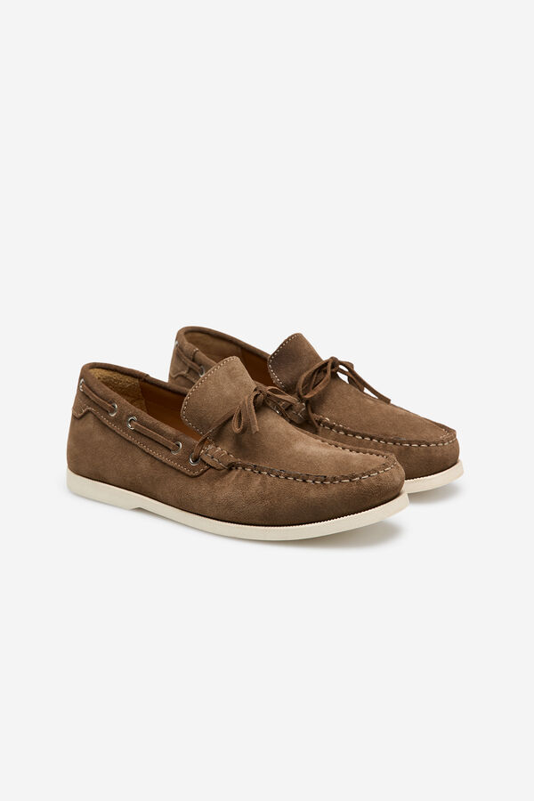 Cortefiel Leather boat shoe Nude
