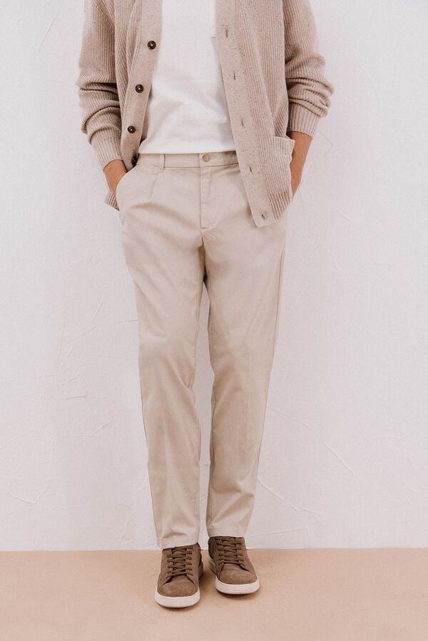 Cortefiel Pantalón chino confort tapered fit Beige