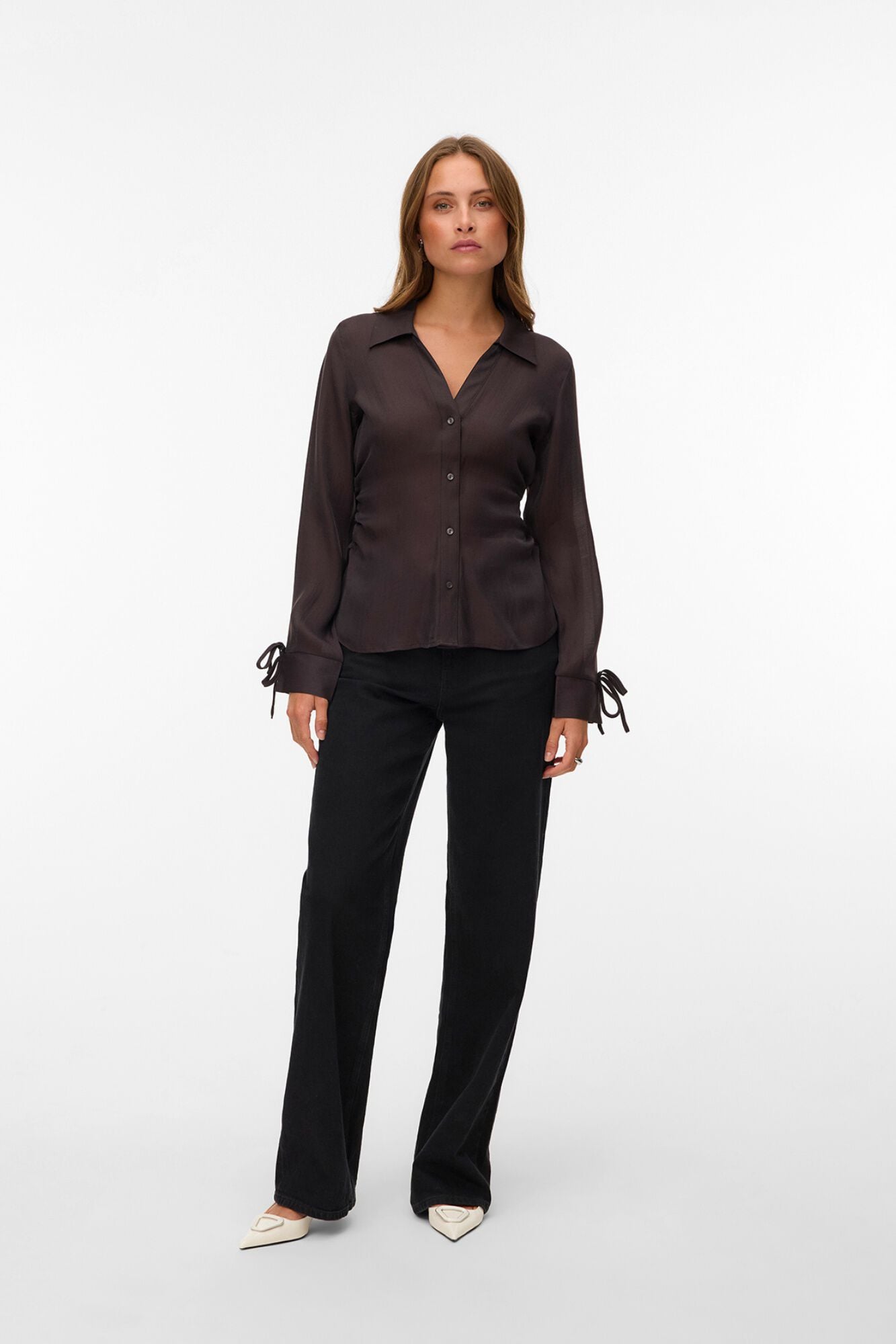 Vero Moda Camisa com la&ccedil;o nos punhos