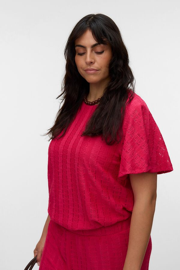Vero Moda Curve Top manga corta con bordados talla grande Fucsia
