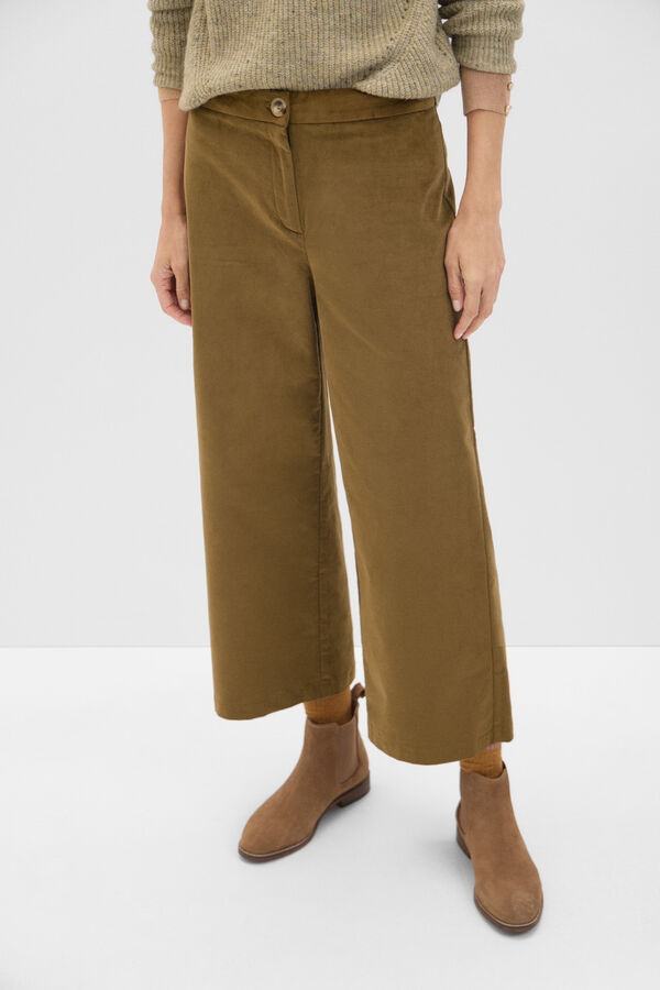 Cortefiel Velvetón marin trousers Kaki