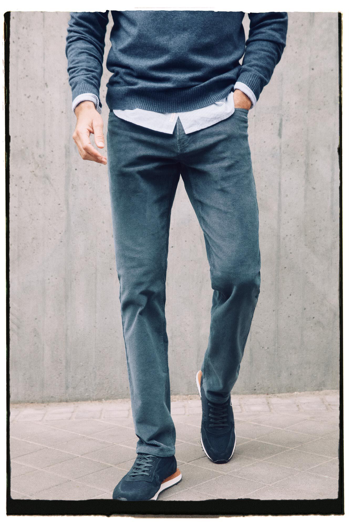 Pantalon pana online skinny hombre