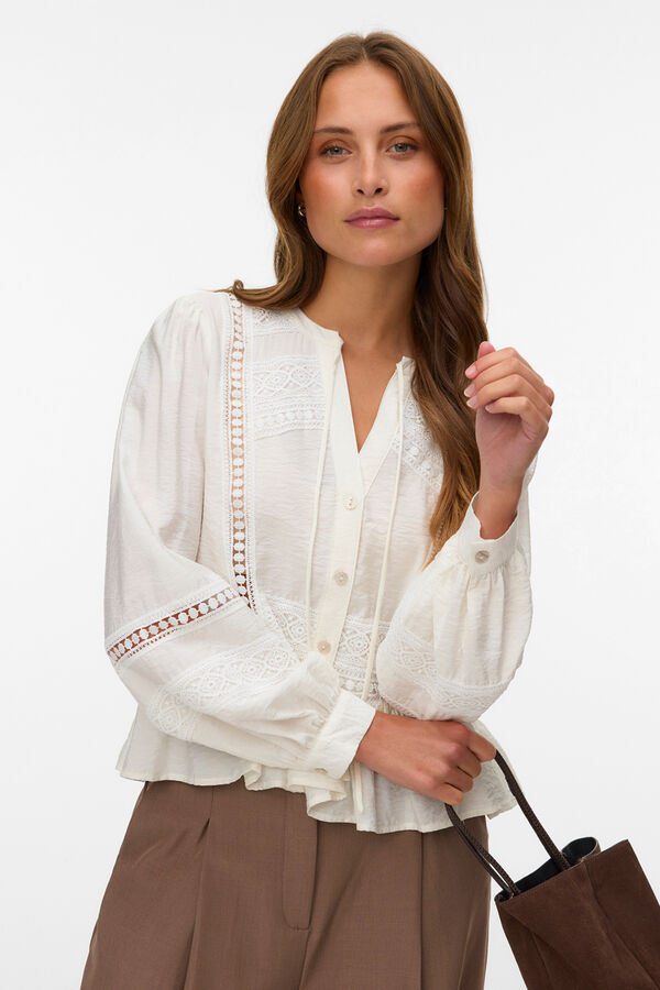 Vero Moda Blouse with lace and ruffles White