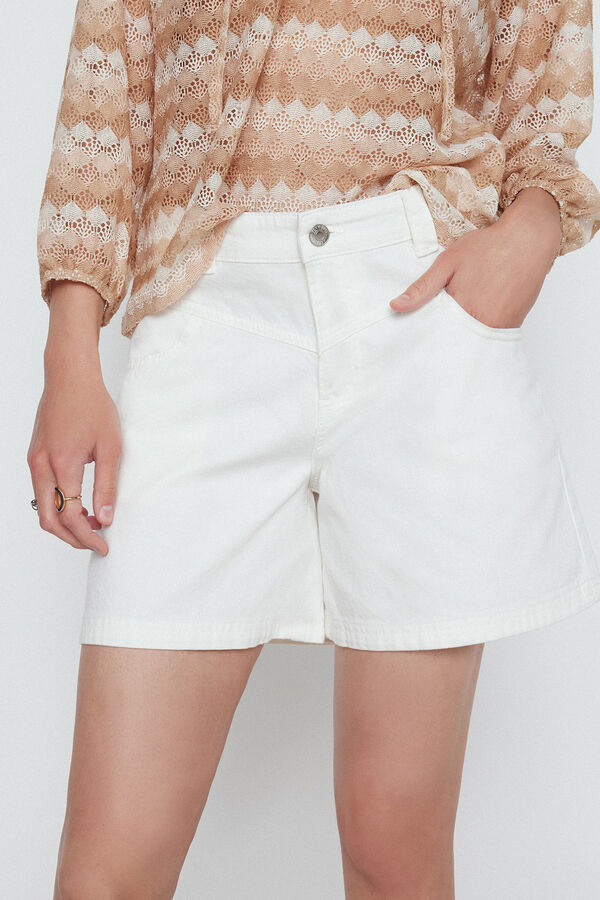 Cortefiel Shorts with front yoke White
