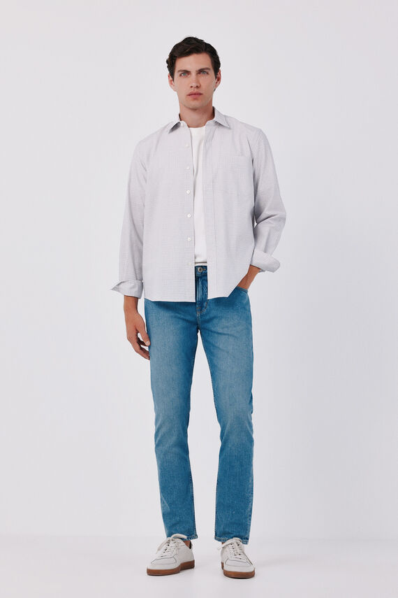 Pantalón vaquero ligero slim