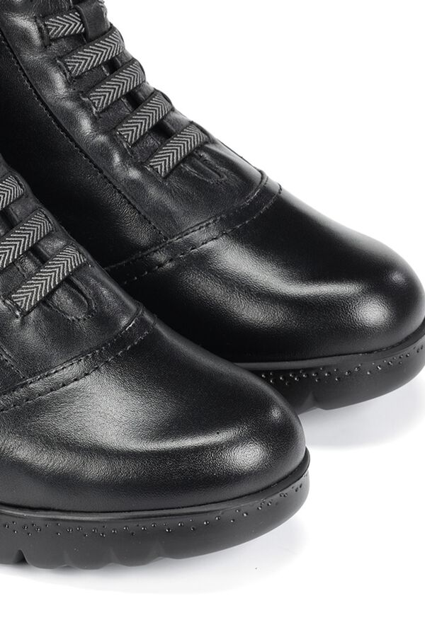 Fluchos Botim Live mulher Preto