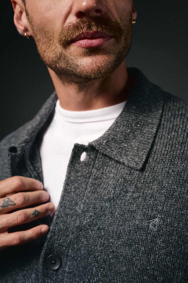 OOTO Casaco de malha botões e dois bolsos Cinzento