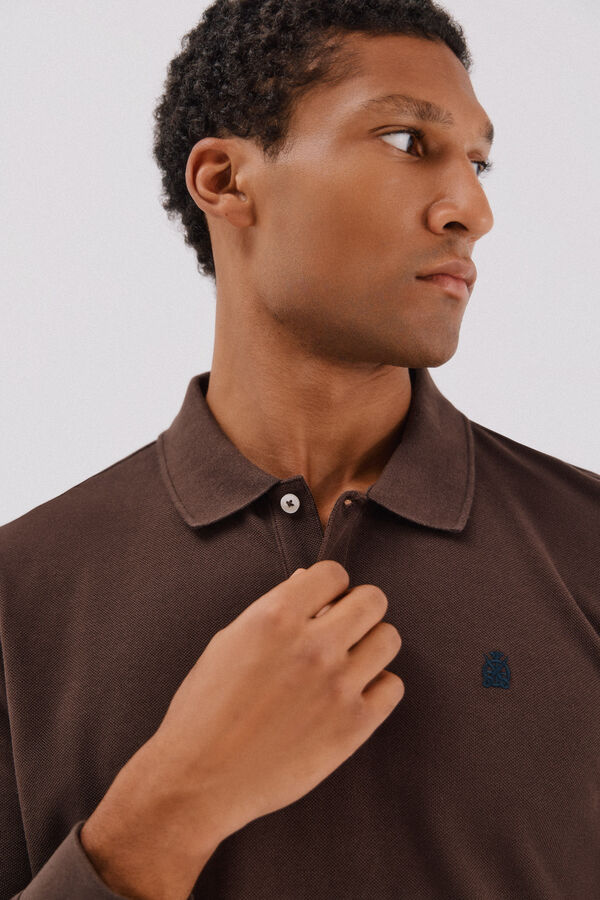 Cortefiel Essential long-sleeved polo shirt Dark brown