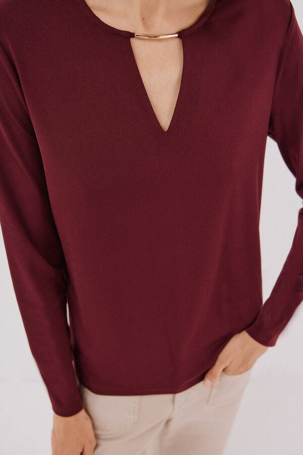 Cortefiel Gold piece top with neckline Maroon