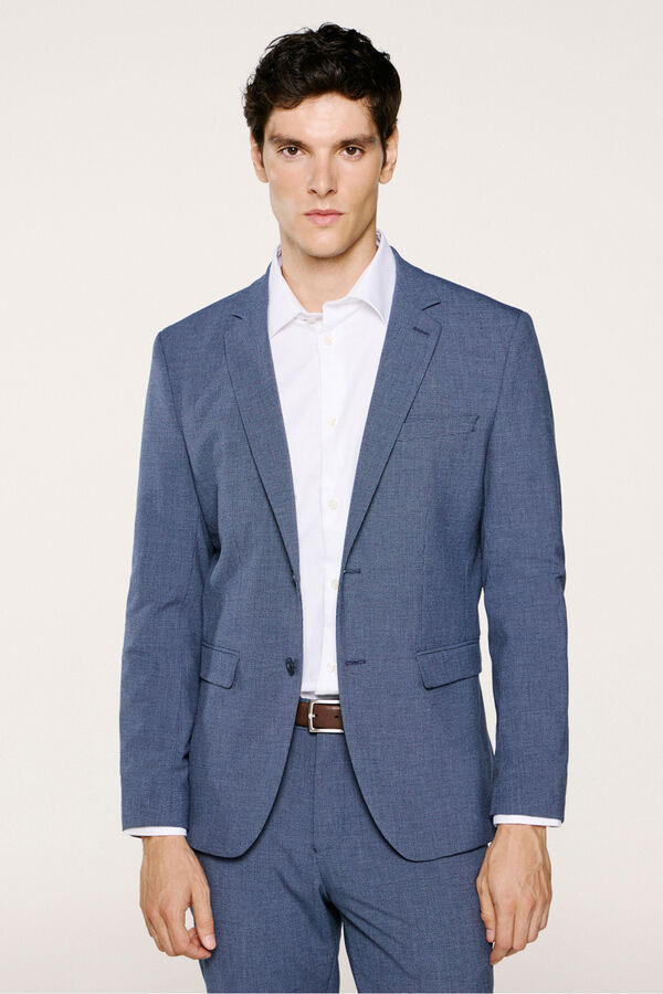 Selected Americana Slim Fit confeccionada con materiales reciclados. Azul marino